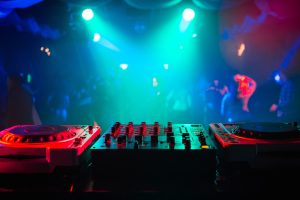 How to Choose the Best DJ in Phoenix for Your Event